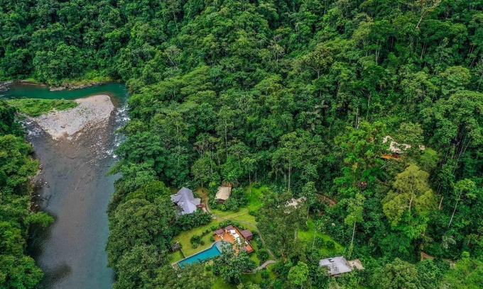 Pacuare River Cabin | Pacuare Lodge by Böëna
