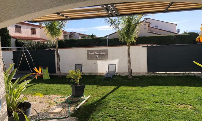 Saint-Cyprien Plage Apartment | Paddle Beach House - Studio terrasse