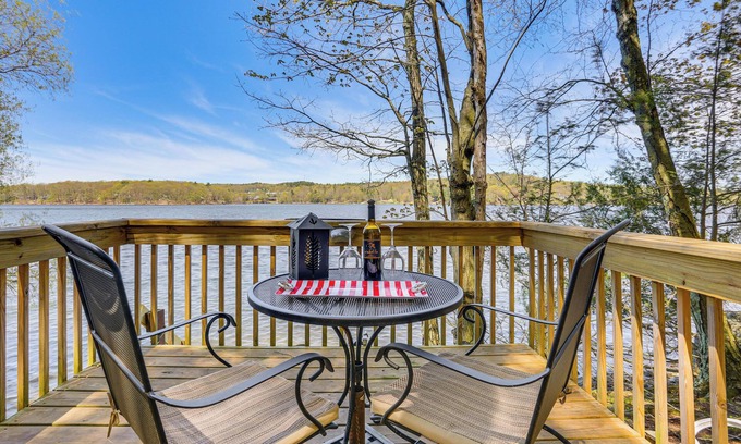Lakeville House | Paddle, Swim, Bike & More: Lake Wallenpaupack Home
