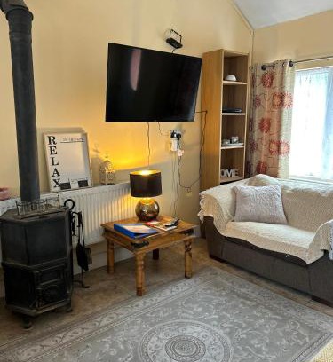 Cut Bush Apartment | Padoro Lodge