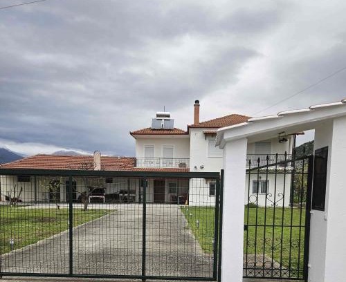 Konstantia House | Paikos Townhouse, Hot Springs