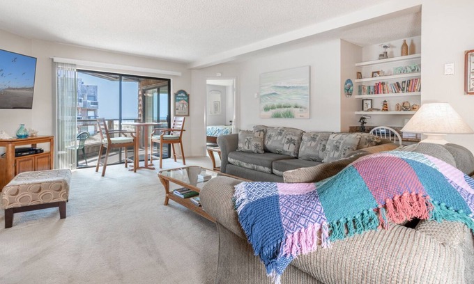Pajaro Dunes Condo | Pajaro Dunes Resort: Bright 3 Bedroom Condo - Great for the Family!