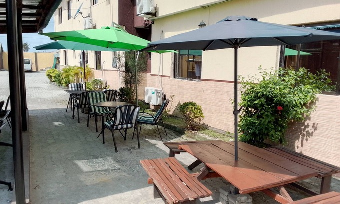 Ofin Hotel | Palace Holiday Inn LTD