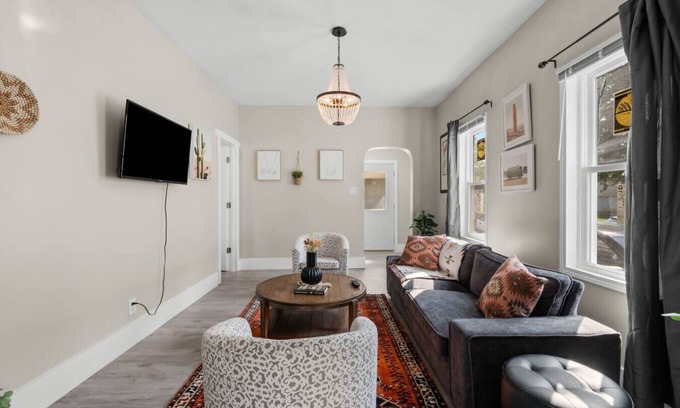 Detroit House | Palacio Mexicano