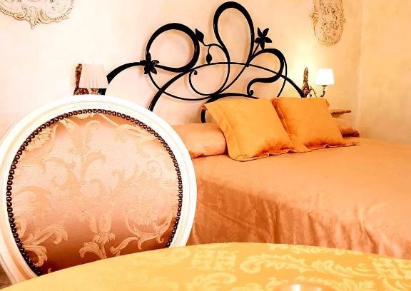 Gallipoli Historic Center Bed & Breakfast | Palazzo Castiglione