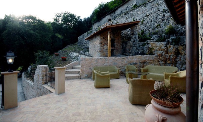 Precetto Other | Palazzo del Papa Agriturismo