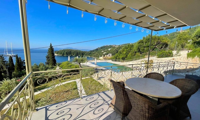 Kalami Cottage | Paleopetres K-One - Premium Double Suite - Sea Views - Beach - Pool - Kalami -
