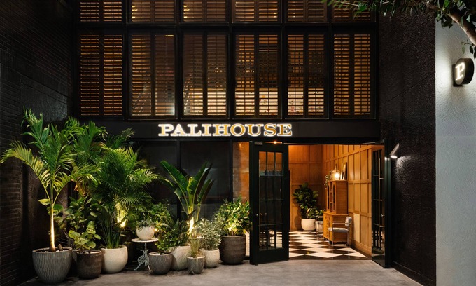 Hyde Park Resort | Palihouse Hyde Park Village