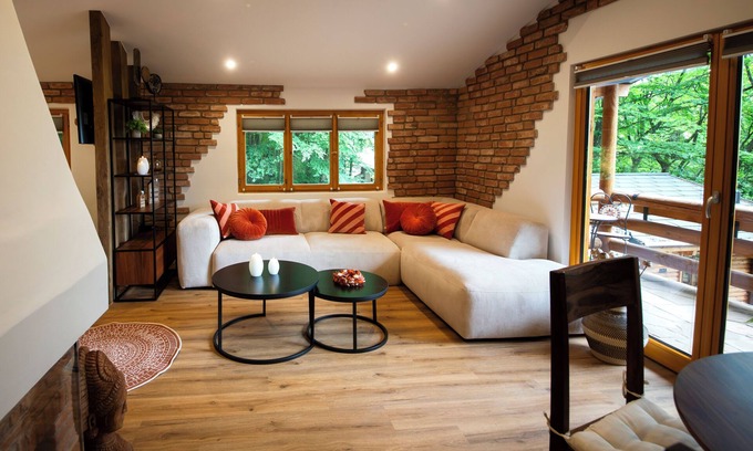 Niederhersdorf Apartment | Palisander - vacation apartment in the Eifel. Pet-friendly with wellness