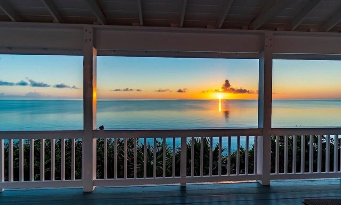 Gregory Town Cottage | Palm Bluff 2 Bedroom Cottage