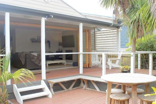 Sunset Strip House | Palm Breeze at Sunset Strip