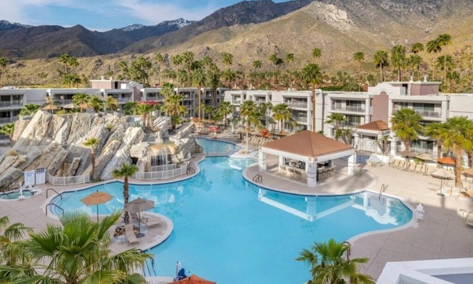 Canyon Corridor Villa | Palm Canyon Resort - Studio - Junior Villa