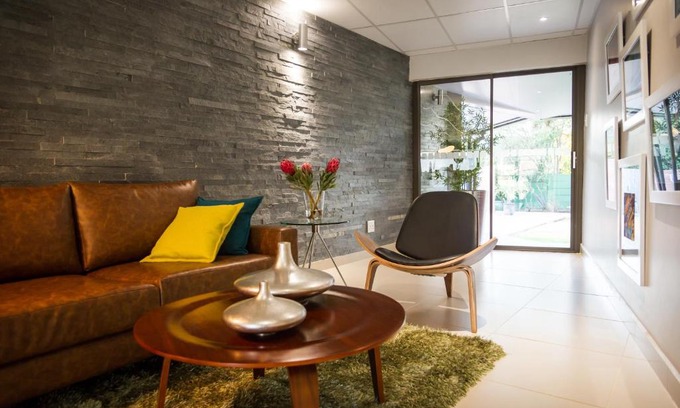 Brandwag House | Palm Lodge Guest House