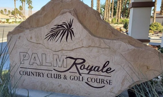 Palm Desert Condo | Palm Royale Condo with Swimming Pool, tennis and Golf course Access