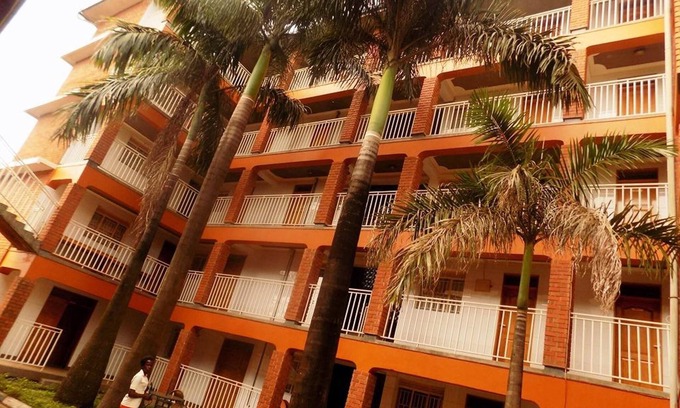 Masaka Hotel | Palm Springs Hotel