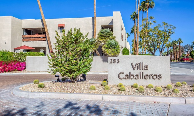 Baristo Condo | Palm Springs LifeStyle!