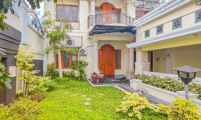 Klaten Selatan House | Palma Villa Homestay Klaten. 5 minutes to the city center and natural water park