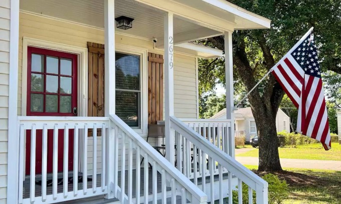 North Charleston House | Palmetto Cottage