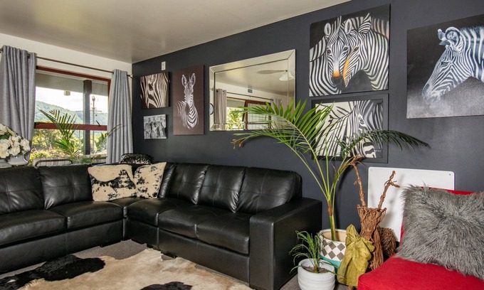 Waikawa Bay Cabin | Palmira Lodge