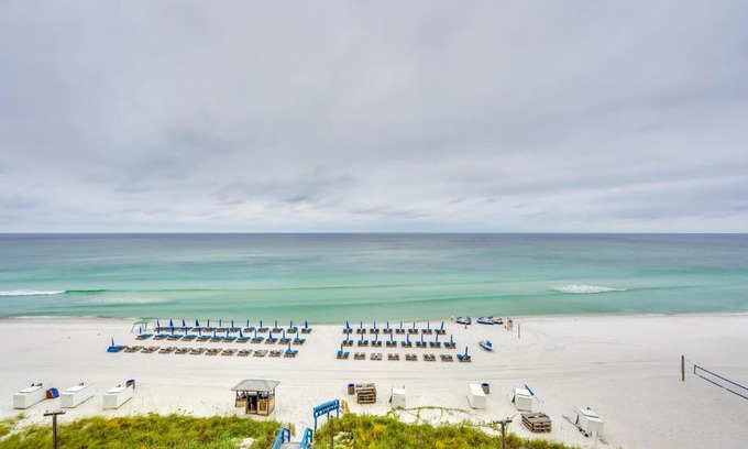 Lower Grand Lagoon Apartment | Panama City Beach Paradise with Pool and Hot Tub!