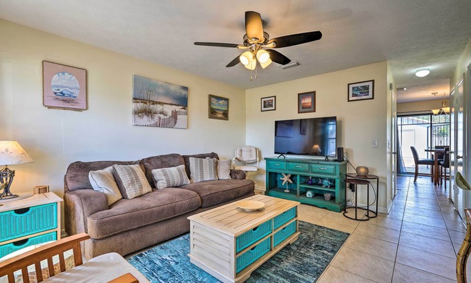 Parker House | Panama City Townhome w/Balcony, Water Views!