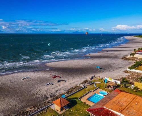 Punta Chame Bed & Breakfast | Panama Kite House - Kite, Eat, Sleep, Repeat