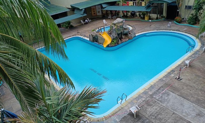 Pangkor Island Apartment | Pangkor Coral Bay Resort(3 bedrooms) 休息小站