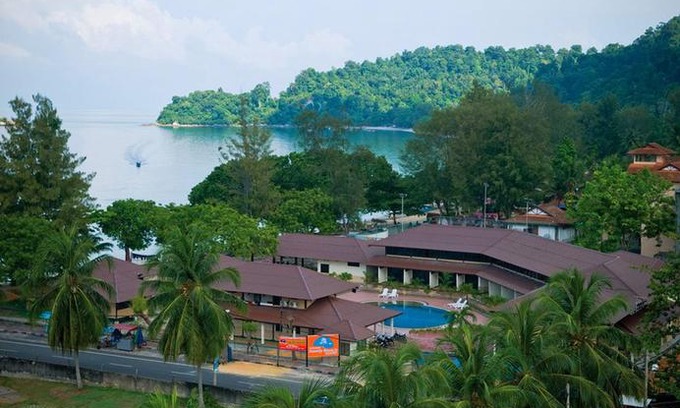Pangkor Island Resort | Pangkor Sandy Beach Resort