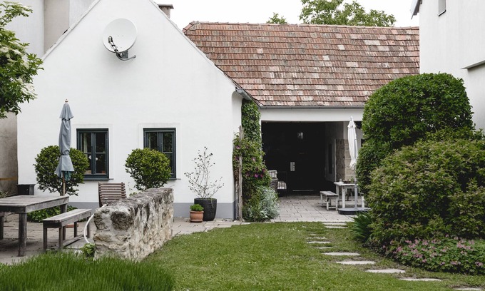 Trausdorf an der Wulka Apartment | Pannonian vacation apartment, directly on the festival cycle path, near Lake Neusiedl