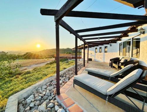 Temecula Villa | Panorama Paradiso by CasadeLuz, 5Acre 360 Retreat close to Old Town Temecula Wine Country
