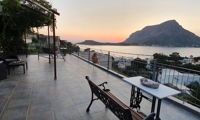 Mirties Hotel | Panorama Studios & Apartments