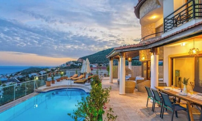 Gresham Villa | Panorama Villa in Kalkan 5 beds. 4 Bedroomsn