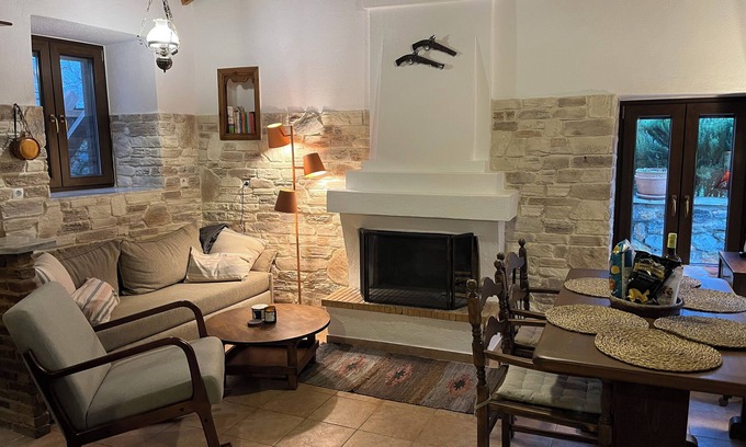 Dirfys-Messapia Cottage | Panorama Village House