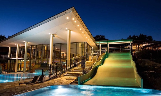 Mistelgau House | Panoramabungalow Galerie HW 11A - Panoramabungalow (Gal) in the holiday village at the Therme Obernsees