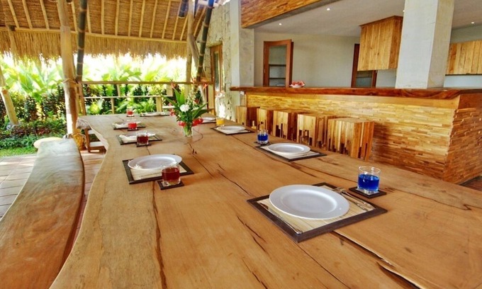 Singakerta Villa | Panoramic 5 Bedroom Villa in Ubud with ricefield view