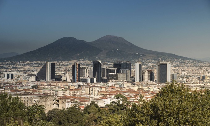 Naples Apartment | Panoramic apartment with large roof terrace in Naples, view of harbor, Vesuvius