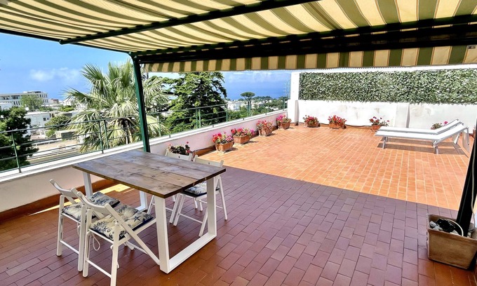 Anacapri Apartment | Panoramic Attic in Anacapri