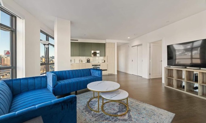 Fenway–Kenmore Apartment | Panoramic City Sanctuary