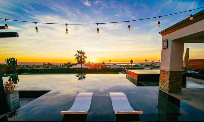 Bay Park House | Panoramic Ocean Sunset Views, Heated Pool & Spa, Best Location