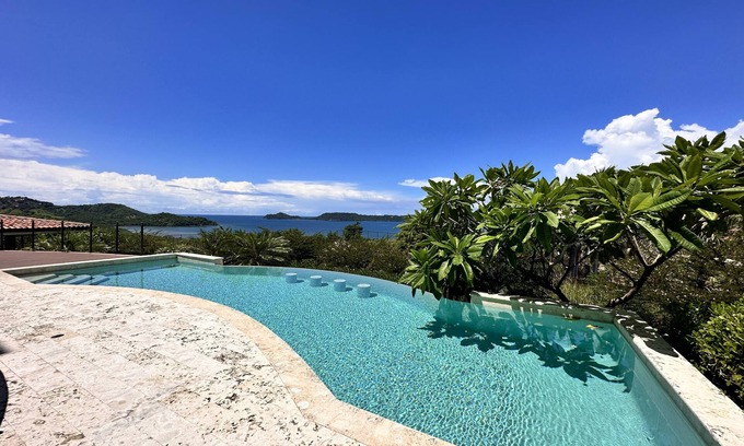 Panama Beach Apartment | Panoramic ocean view luxury condo