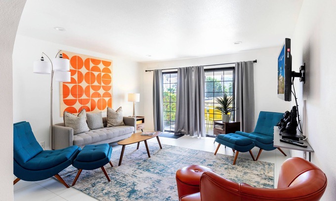 Palm Springs House | Panoramic Perfect w/Amazing Views! 7-Day Min