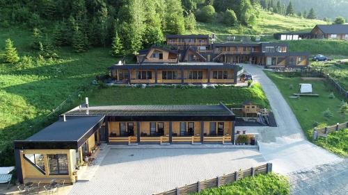 Borsa Cabin | Panoramic Residence