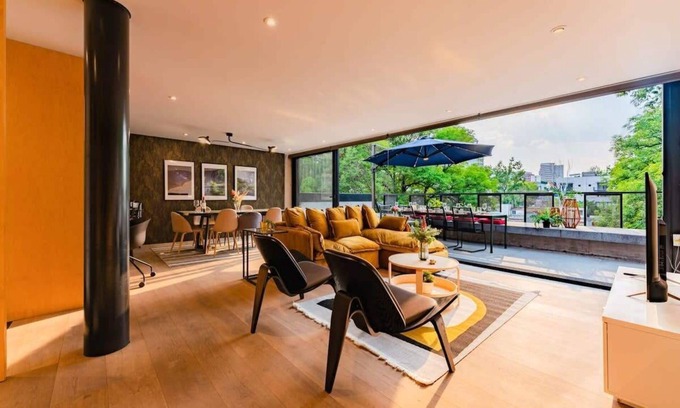 Polanco Condo | Panoramic Rooftop, Cafes & Rich Culture