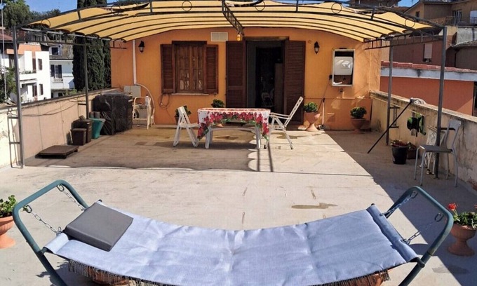 Monterotondo Apartment | Panoramic terrace "FiorePelli"