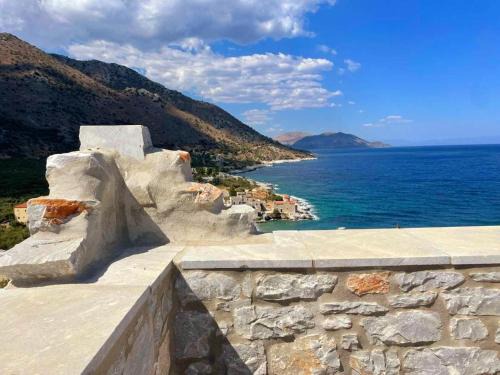 Kokkala Apartment | Panoramic View of Laconic Sea