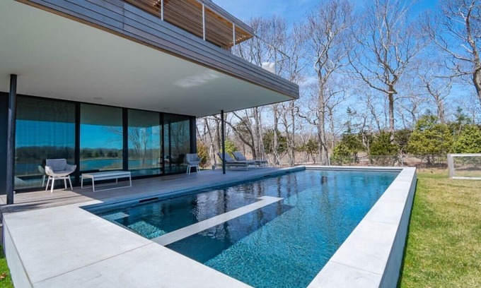Clearwater Beach House | Panoramic Waterfront Designer House with Heated Pool/Spa