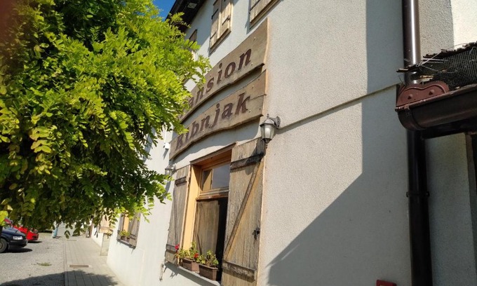 Nasice Hotel | Pansion Ribnjak