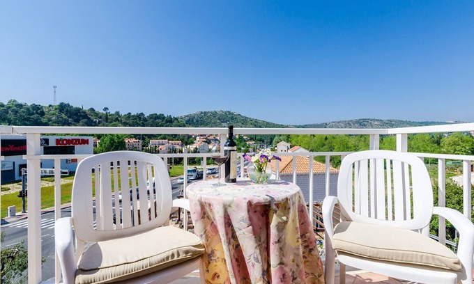 Srebreno Apartment | Pansion Srebreno - Double or Twin Room wth Balcony and City View 1