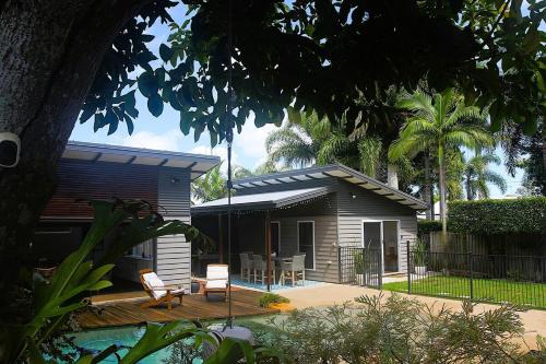 Torquay Apartment | Pantai Indah Villa