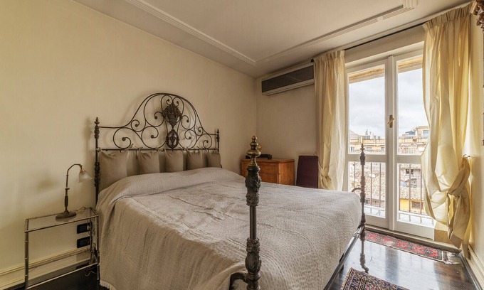 Rione VIII Sant'Eustachio Apartment | Pantheon Amazing & Central City View Apartment -